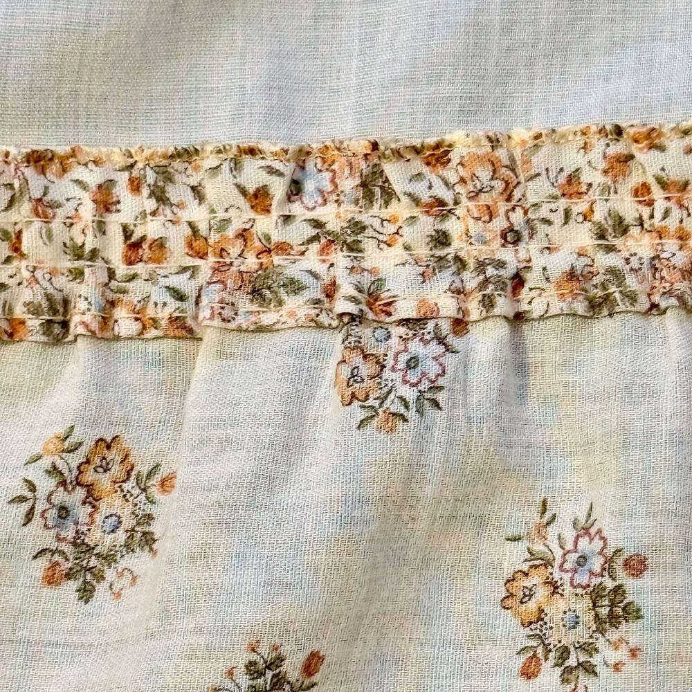 VTG 2 Panels 34.5" x 29.25" Cream Colored Orange Floral Ruffled & Lace Curtains - Picture 5 of 8